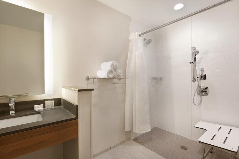 Fairfield Inn & Suites Boulder Longmont image