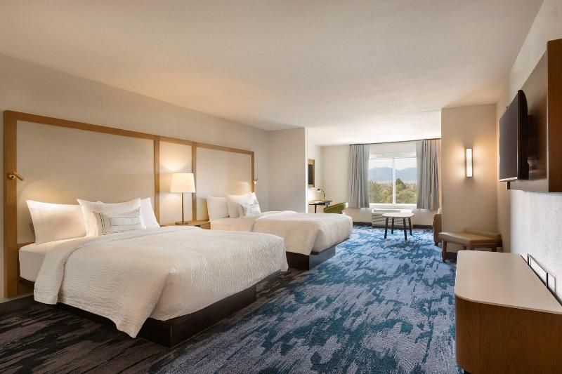 Fairfield Inn & Suites Boulder Longmont image