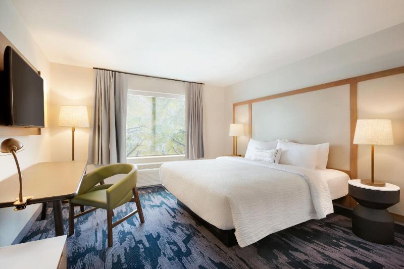 Fairfield Inn & Suites Boulder Longmont image