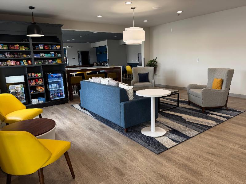 Comfort Inn & Suites Olathe - Kansas City image