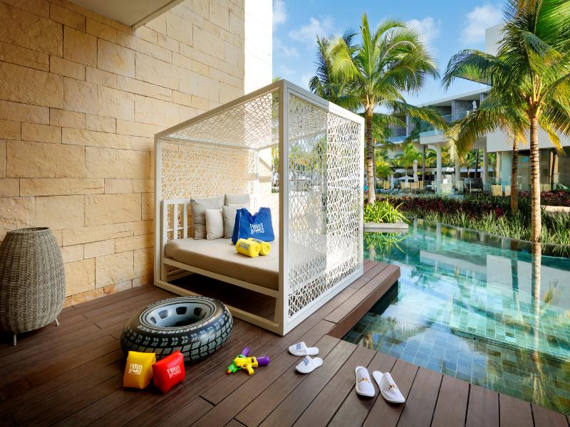 Family Selection at Grand Palladium Costa Mujeres image