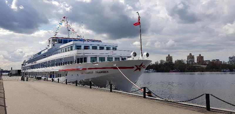 Hotel Flotel M.S. Radischev