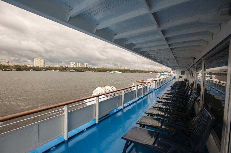 Hotel Flotel M.S. Radischev