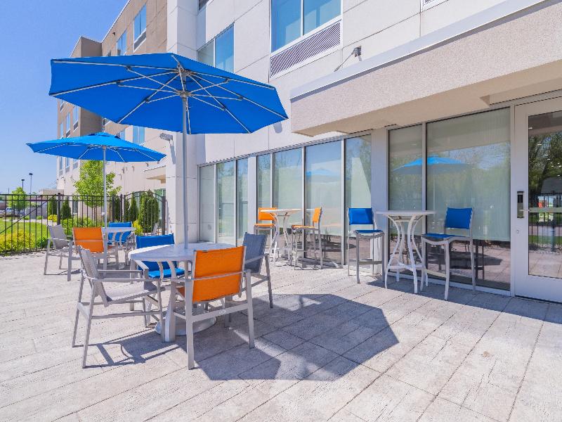 Holiday Inn Express Marion