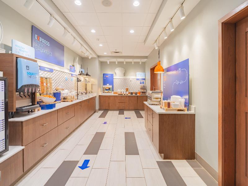 Holiday Inn Express Marion