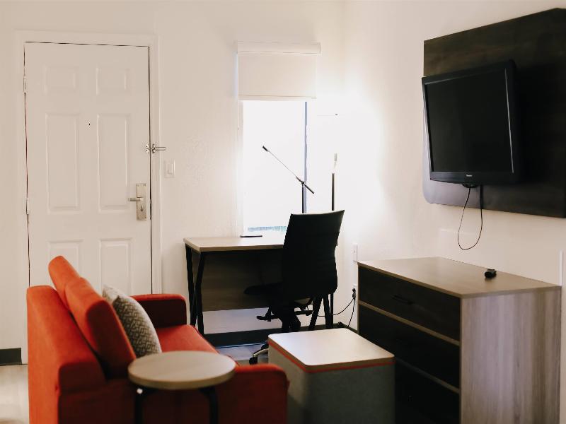 Hawthorn Suites By Wyndham Tinton Falls image
