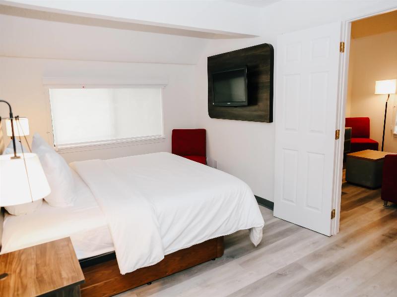 Hawthorn Suites By Wyndham Tinton Falls image