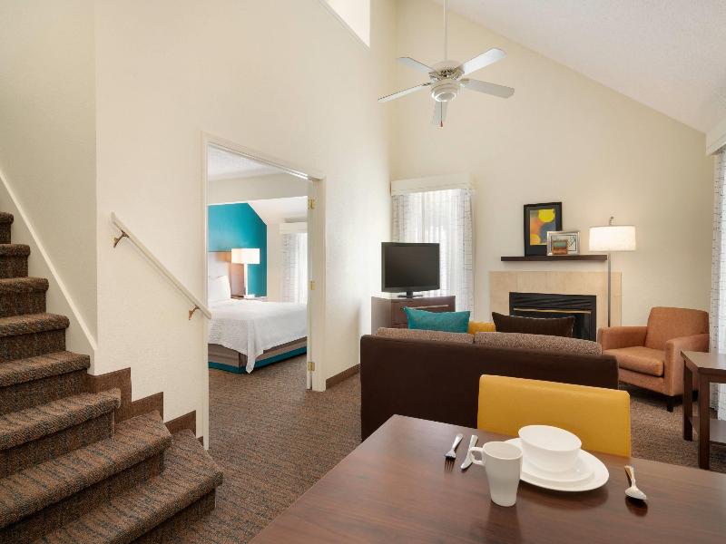 Hawthorn Suites By Wyndham Tinton Falls image