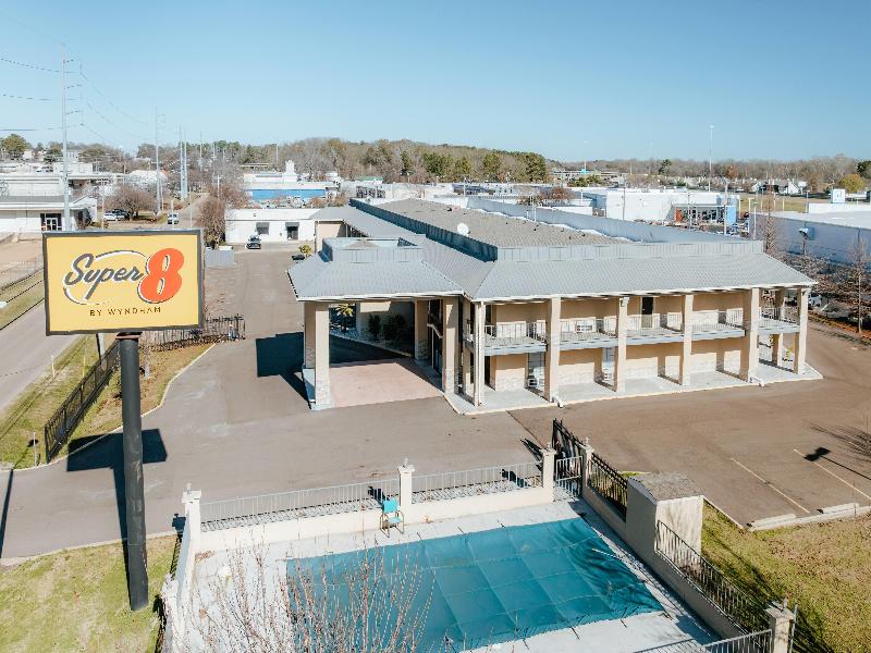 Super 8 By Wyndham Jackson Ms image