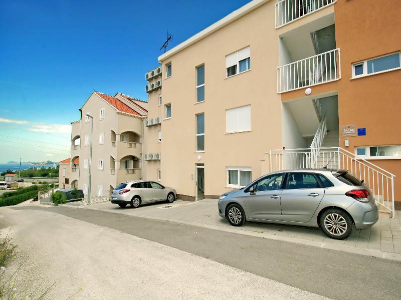 Bacan Family Apartments image