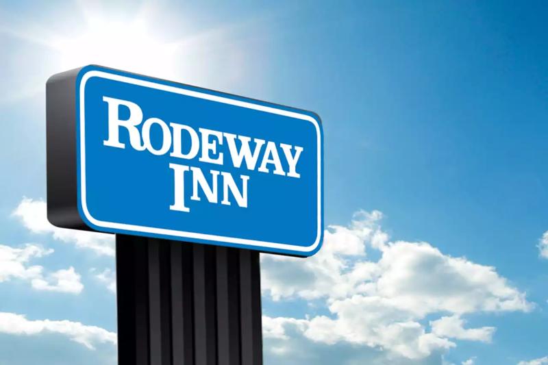 Rodeway Inn Ontario — photo 2