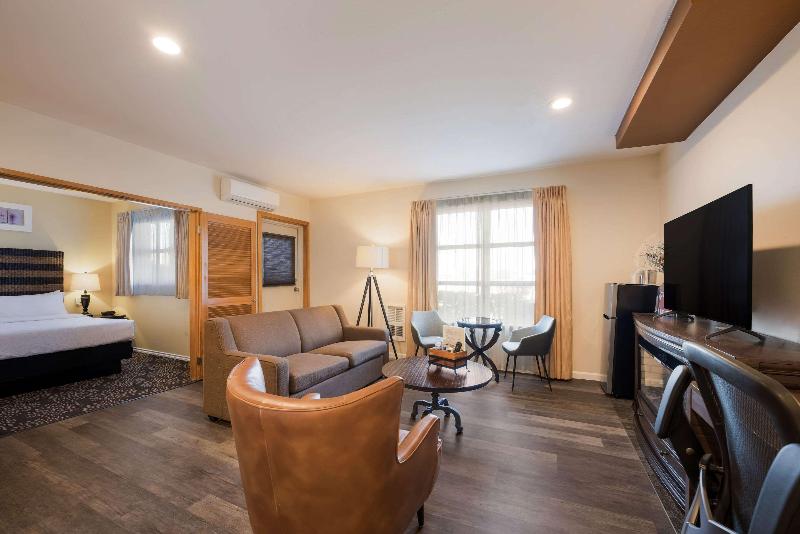 Inn at Port Gardner, an Ascend Hotel Collection Me — photo 67
