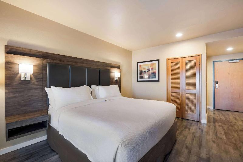 Inn at Port Gardner, an Ascend Hotel Collection Me image
