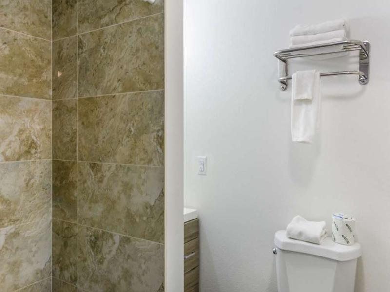 Rodeway inn milford image