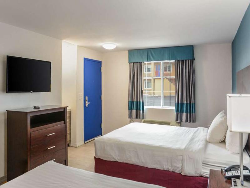 Rodeway inn milford image