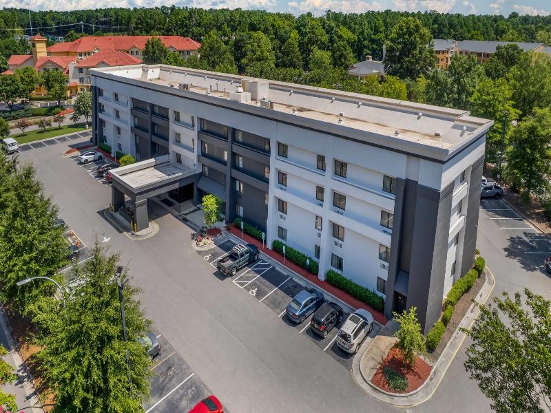 Quality Inn & Suites Raleigh Durham Airport image