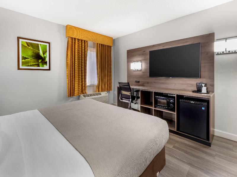 Quality Inn & Suites Raleigh Durham Airport image