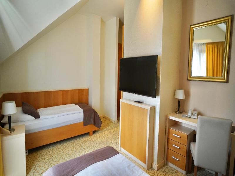 Gallus image