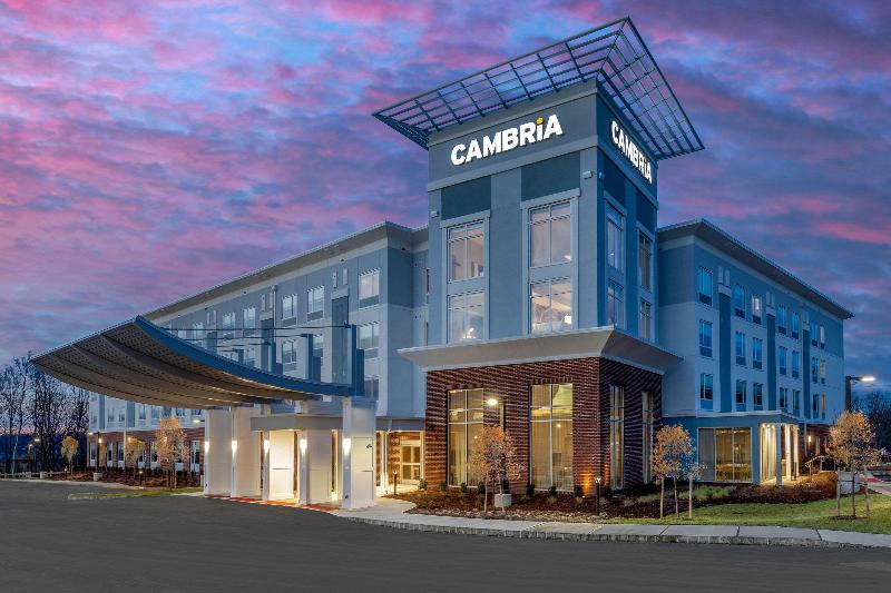 Cambria Hotel West Orange image