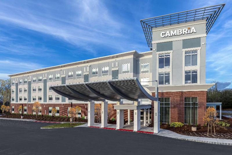 Cambria Hotel West Orange image