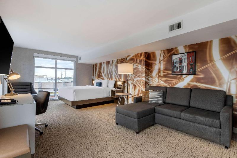 Cambria Hotel West Orange image