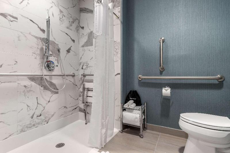 Cambria Hotel West Orange image