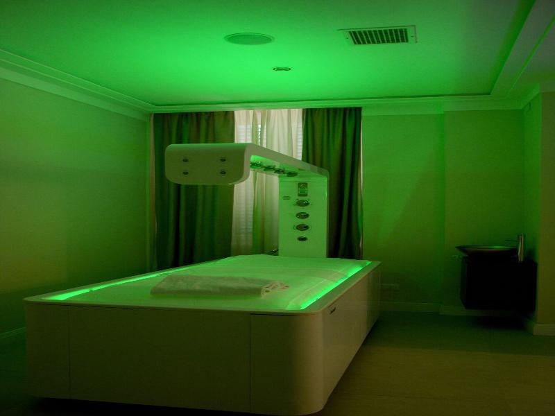 Touring Wellness & Beauty image