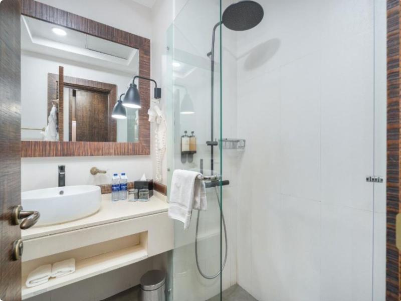 Beach Walk Boutique Hotel image