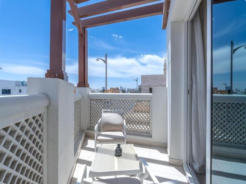 Beach Walk Boutique Hotel image