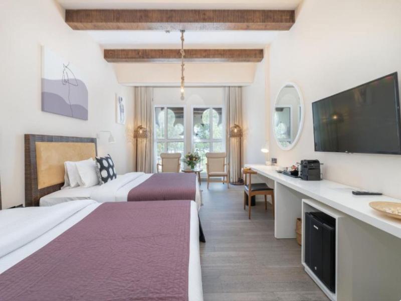 Beach Walk Boutique Hotel image