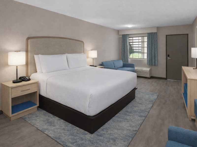 The Barefoot Hotel, a by the Sea Resorts image