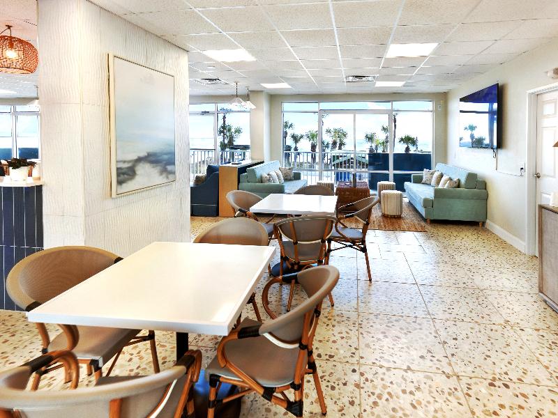 Palm & Tide Beachfront Hotel, a by the Sea Resorts