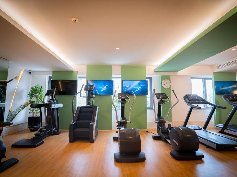Movenpick Hotel du Lac Tunis image