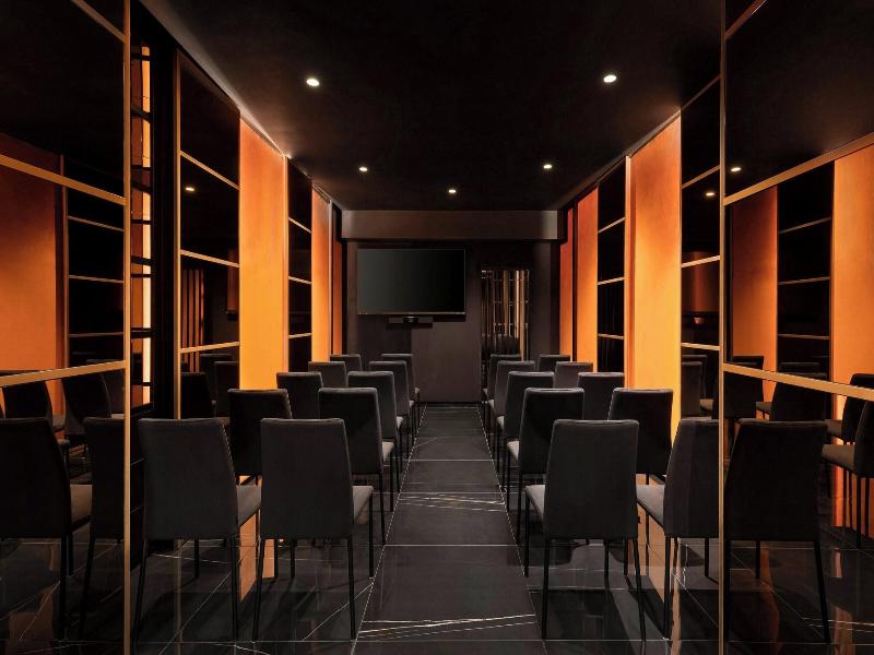 The Pantheon Iconic Rome Hotel image