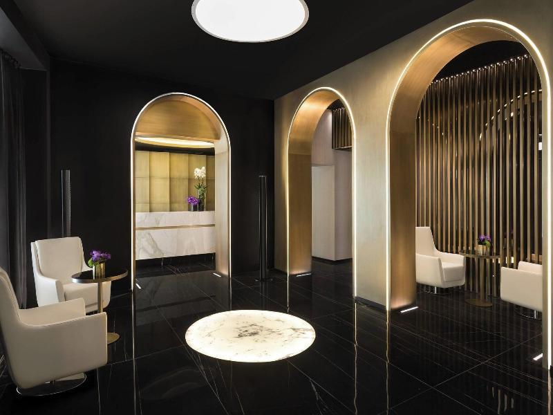 The Pantheon Iconic Rome Hotel image