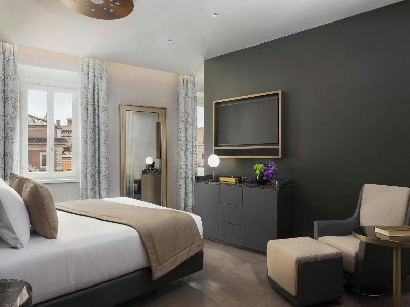 The Pantheon Iconic Rome Hotel image