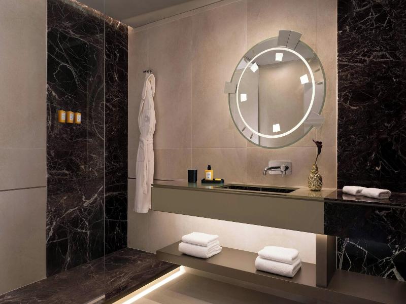 The Pantheon Iconic Rome Hotel image
