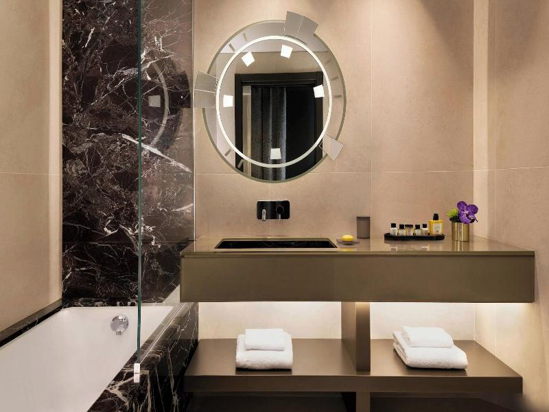 The Pantheon Iconic Rome Hotel image