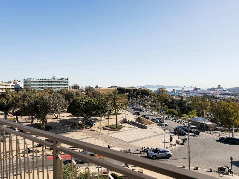 Metaxa Hotel Urban Boutique Living image