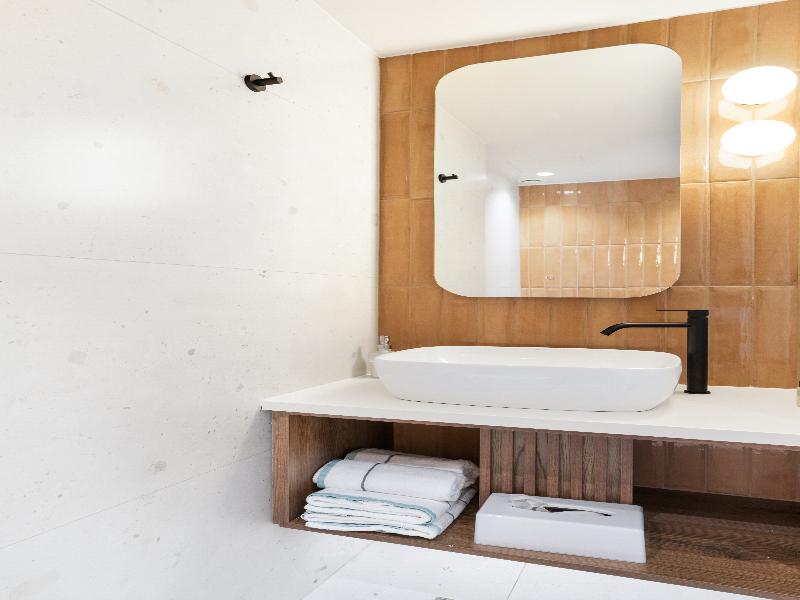 Metaxa Hotel Urban Boutique Living image
