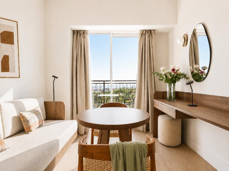 Metaxa Hotel Urban Boutique Living image