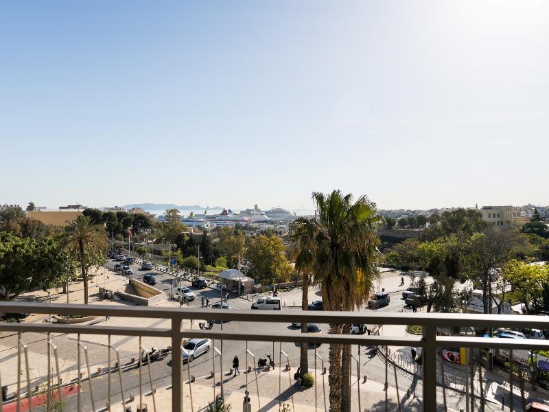 Metaxa Hotel Urban Boutique Living image