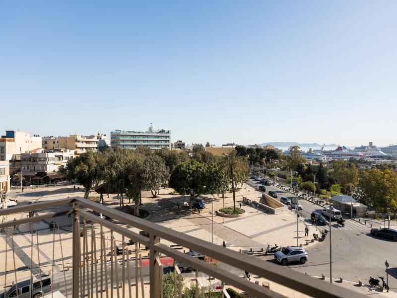 Metaxa Hotel Urban Boutique Living image