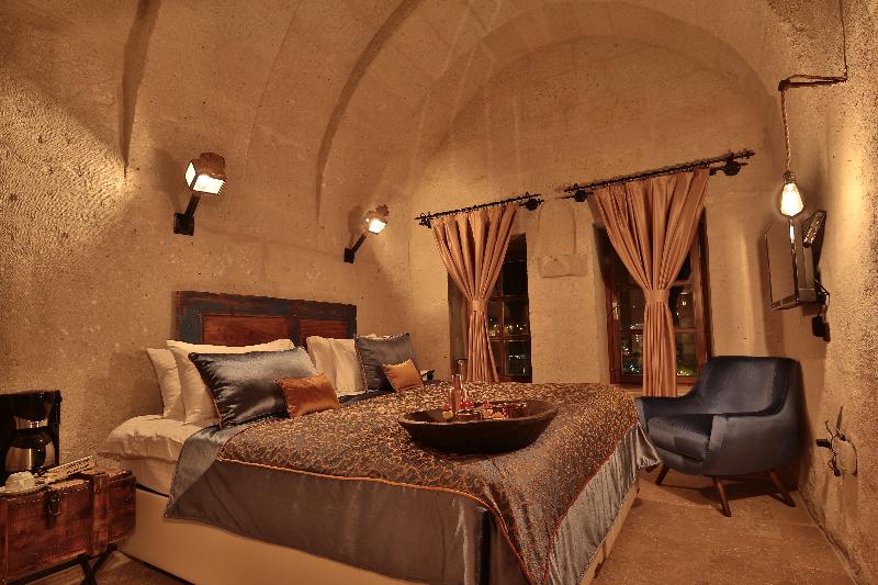 The Owl Cave Hotel