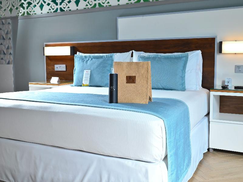 Riu Palace Costa Mujeres - All Inclusive image