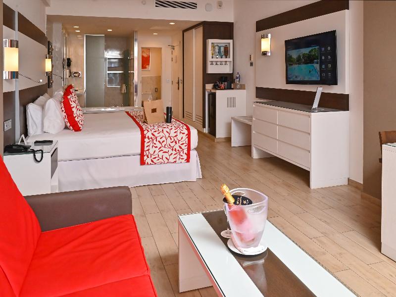 Riu Palace Costa Mujeres - All Inclusive image