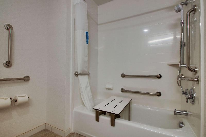 Hampton Inn Sneads Ferry - North Topsail image