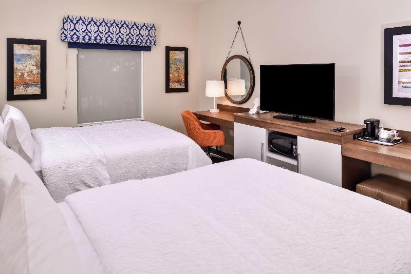 Hampton Inn Benson image