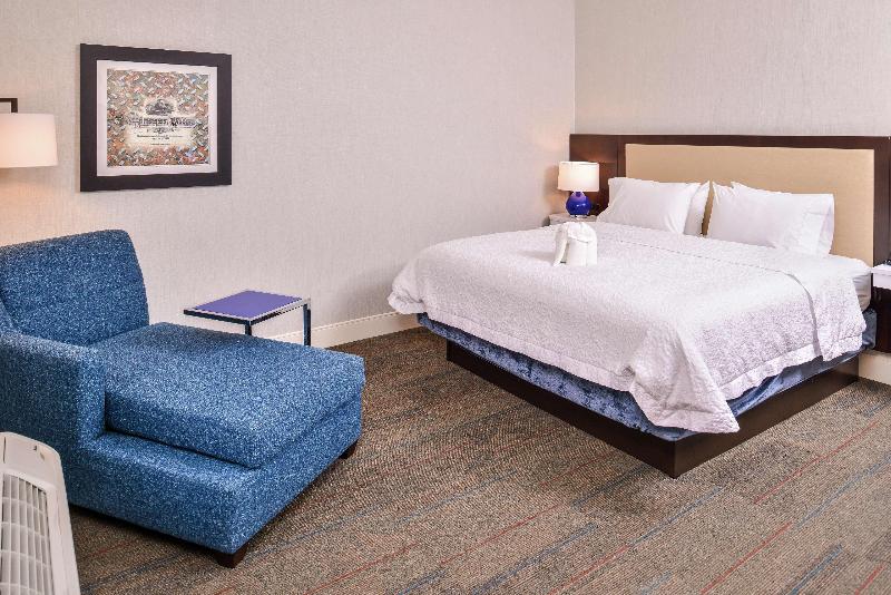 Hampton Inn Benson image