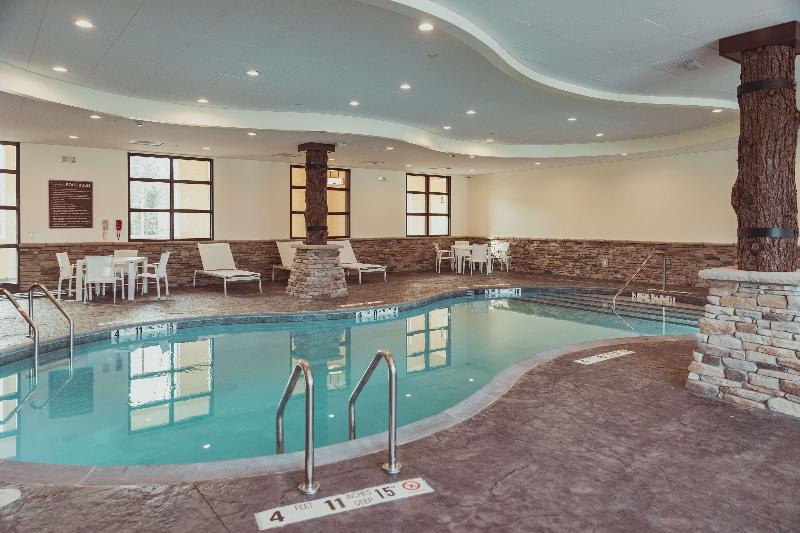 Tailwater Lodge Altmar Tapestry Collection Hilton image